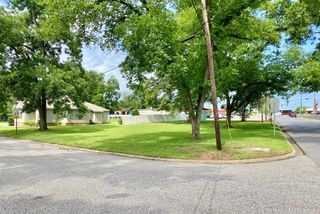 Madison Ave, Dothan, AL 36301