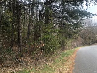 Pine Dr #31, Lynchburg, VA 24503