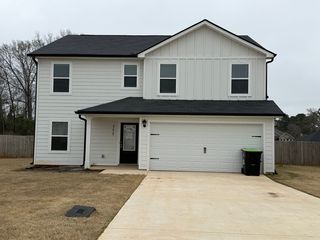 711 Georgian Walk, Byron, GA 31008