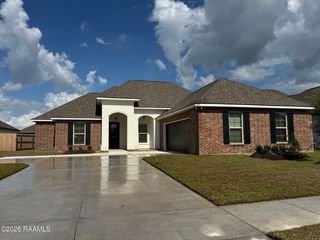 207 Grimmon Rd, Youngsville, LA 70592