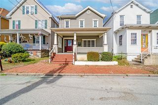 404 Chestnut St, Latrobe, PA 15650