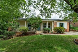 1523 Benbow St, Winston Salem, NC 27106