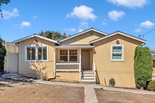 948 Jones Ave, Pinole, CA 94564