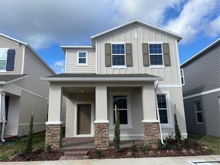 647 Cheval Ln, Debary, FL 32713