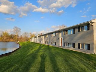 8200 Pontiac Lake Rd #0415d1ac5, White Lake, MI 48386