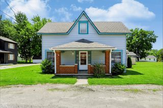 5 E  Jefferson St, Maxwell, IN 46154
