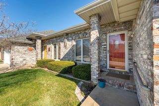 341 E Degraffenreid Street, Springfield, MO 65810
