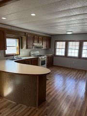195 Champ Ln, Waterbury, VT 05676