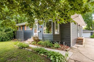 3145 Grimes Ave N, Robbinsdale, MN 55422