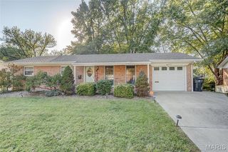 229 Ladue Rd, Belleville, IL 62223