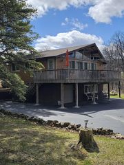 6A22 Gettysburg Ln, Apple River, IL 61001