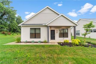 4077 Coventry Cir, Huron, OH 44839