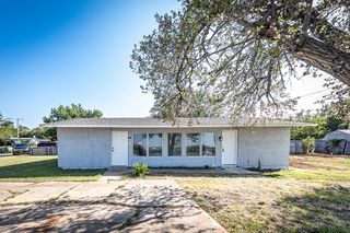 2814 NW 34th St, Lawton, OK 73505