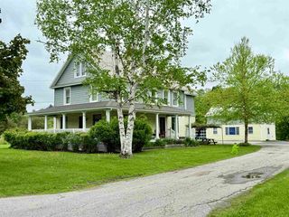 282 Highland Ave, Manchester Center, VT 05255