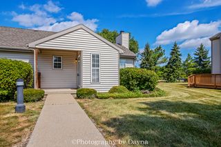 702 Huntington Ct #702, Bourbonnais, IL 60914