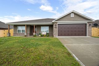 2783 W  McLaren Dr, Fayetteville, AR 72704