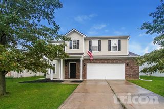 1325 Yellowstone Cir, Franklin, IN 46131