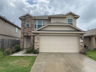 2706 Old Draw Dr, Humble, TX 77396
