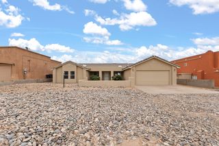 1616 14th St SE, Rio Rancho, NM 87124