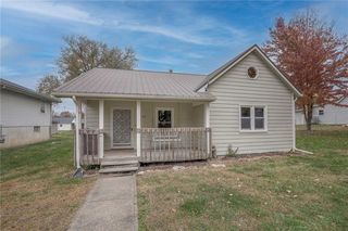 115 E  Pine St, Drexel, MO 64742