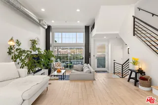 5400 Playa Vista Dr #8, Playa Vista, CA 90094