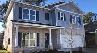 73 Eagles Nest Dr, Freeport, FL 32439