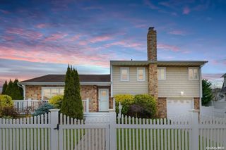 670 E Walnut Street, Long Beach, NY 11561