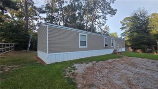 311 Paradise Rd, Pineville, LA 71405