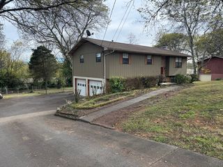 1723 Joan Dr, Louisville, TN 37777