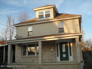 312 Franklin St, Jermyn, PA 18433