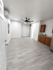 3900 N  Piedras St, El Paso, TX 79930