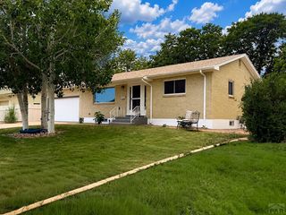 29 Fordham Cir, Pueblo, CO 81005