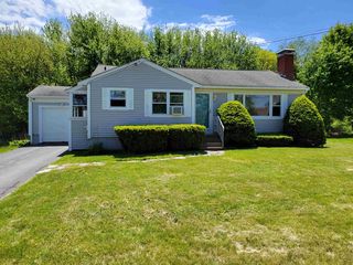 47 Portsmouth Ave, Greenland, NH 03840