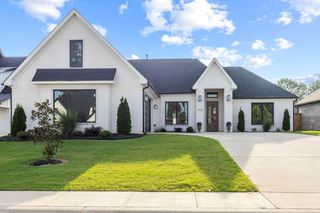 7405 Northwood Dr, Benton, AR 72019