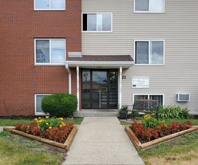 42 Popular Apartments for rent 46545 One Bedroom Apartment Near Me