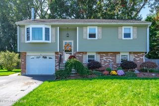 20 Barker Street, Albany, NY 12205