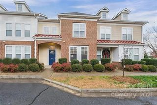 8425 Scotney Bluff Ave, Charlotte, NC 28273