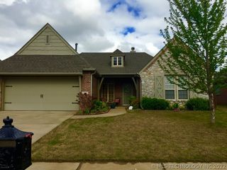 2501 S  15th St, Broken Arrow, OK 74012
