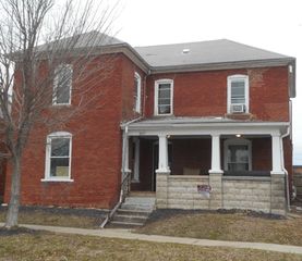 207 N  Church St, Fayette, MO 65248