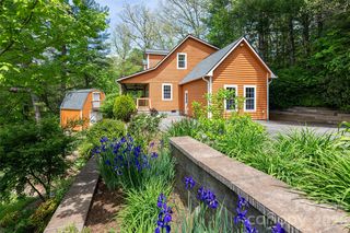 22 Otter Ln, Candler, NC 28715