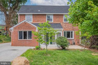 522 S  Woodbine Ave, Narberth, PA 19072