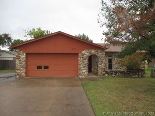 3177 S  133rd East Ave, Tulsa, OK 74134