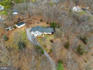 101 Erving Dr, Martinsburg, WV 25405