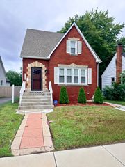 122 Warren St, Calumet City, IL 60409
