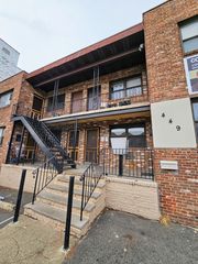 449 Washington Ave #5, Belleville, NJ 07109