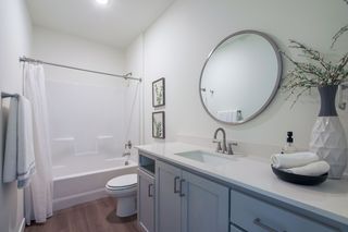 1250 N  Bryant St #302, Portland, OR 97217