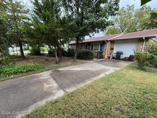 1504 Sylvan Ln, Columbia, MO 65202