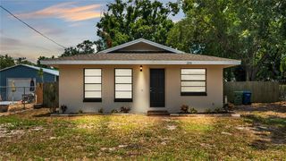 2208 Avenue F NW, Winter Haven, FL 33880