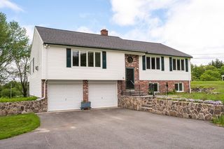 71 Arlene Drive, Pelham, NH 03076