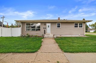 2306 17th AVENUE, Kenosha, WI 53140